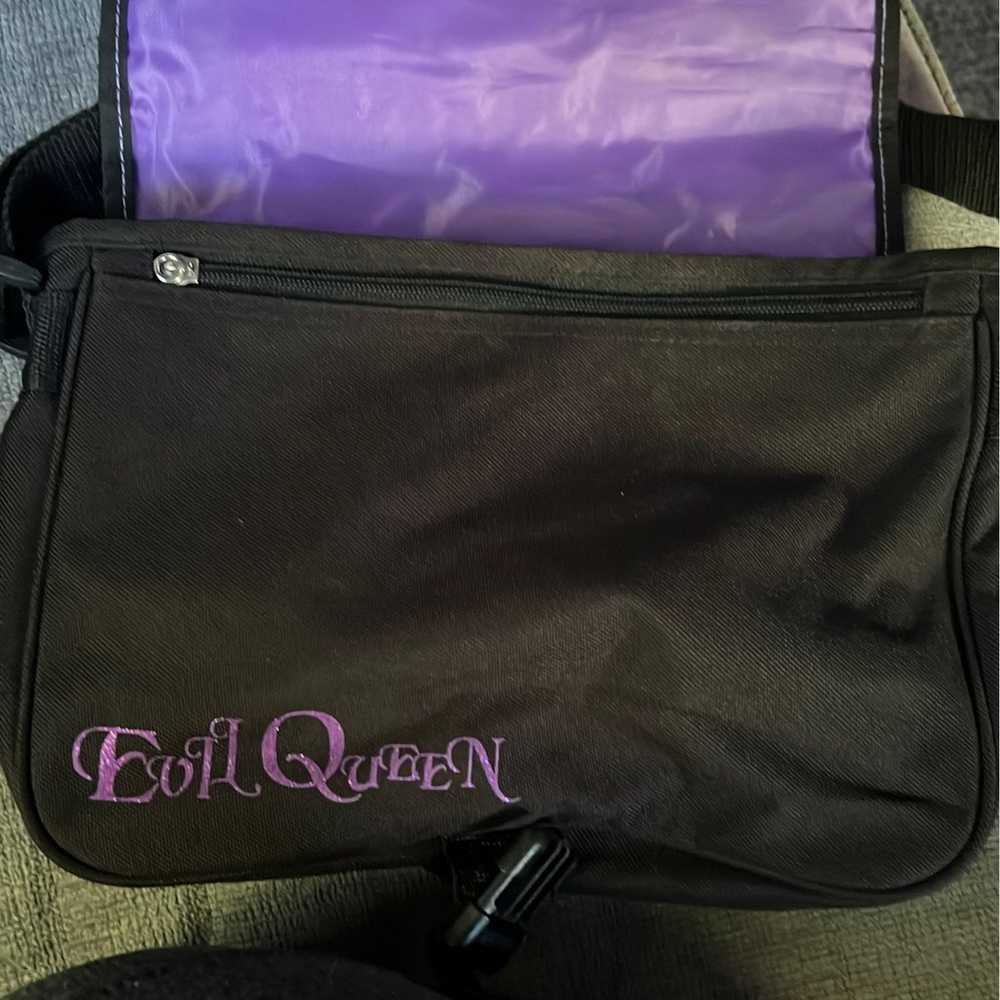 Vintage Evil Queen Messenger Crossbody Bag Disney - image 2