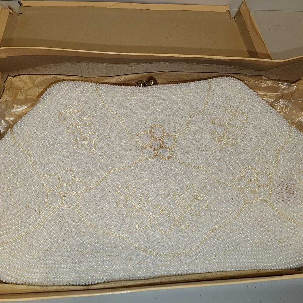 Vintage Richere White Beaded Purse In Box - image 9