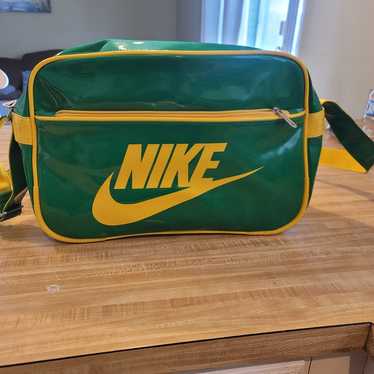 Nike vintage gym bag - image 1