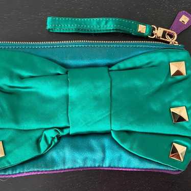 Vintage Felix rey Green Satin Gold Studded Bow Cl… - image 1