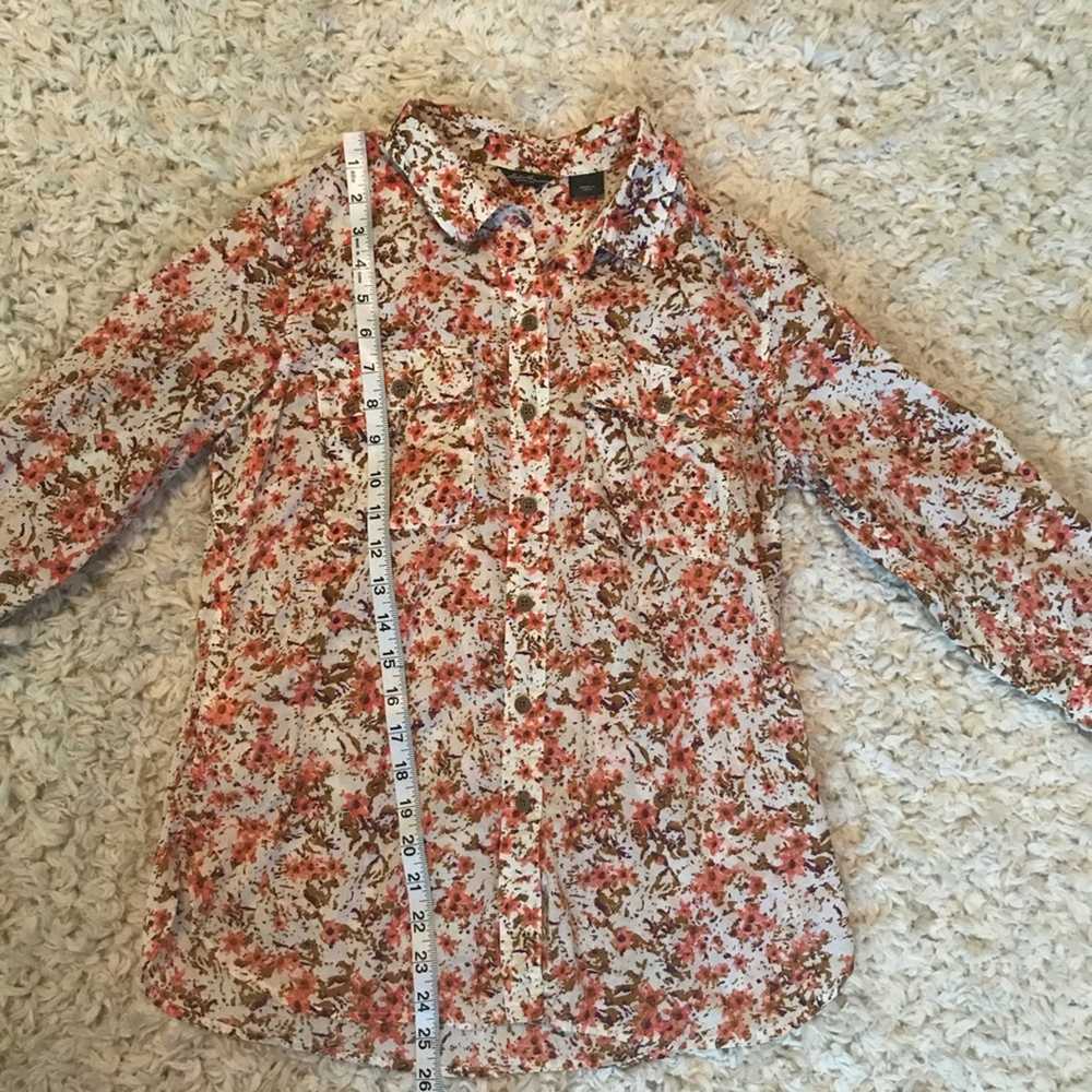 Eddie Bauer floral button down shirt size small - image 3