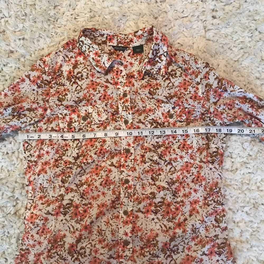 Eddie Bauer floral button down shirt size small - image 4