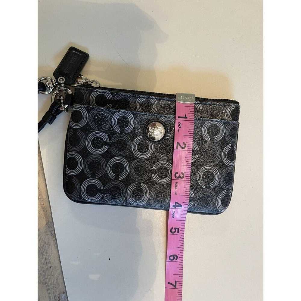 Coach Vintage Wristlet Clutch Black/Gray. - image 10