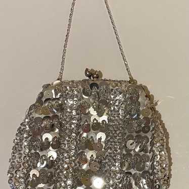 Vintage Handmade Silver Sequin Clutch Purse Chain… - image 1