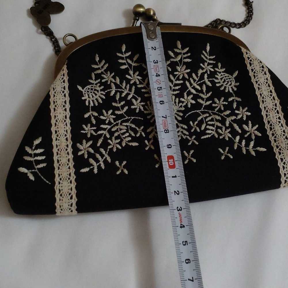 ANNASUI Anna Sui Party Bag Clasp Bag Pouch Embroi… - image 8