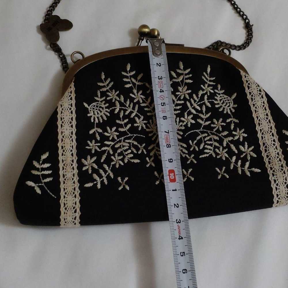 ANNASUI Anna Sui Party Bag Clasp Bag Pouch Embroi… - image 9