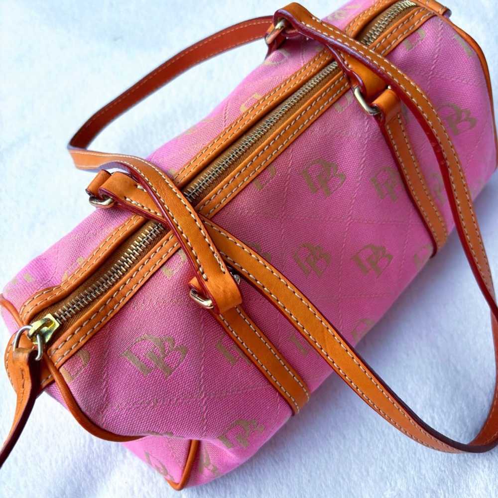 ✨ VINTAGE BUBBLEGUM PINK DOONEY & BOURKE BARREL B… - image 1