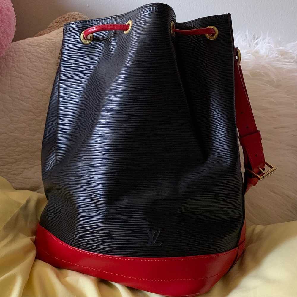 Awesome Vintage authentic LV red bag! - image 2