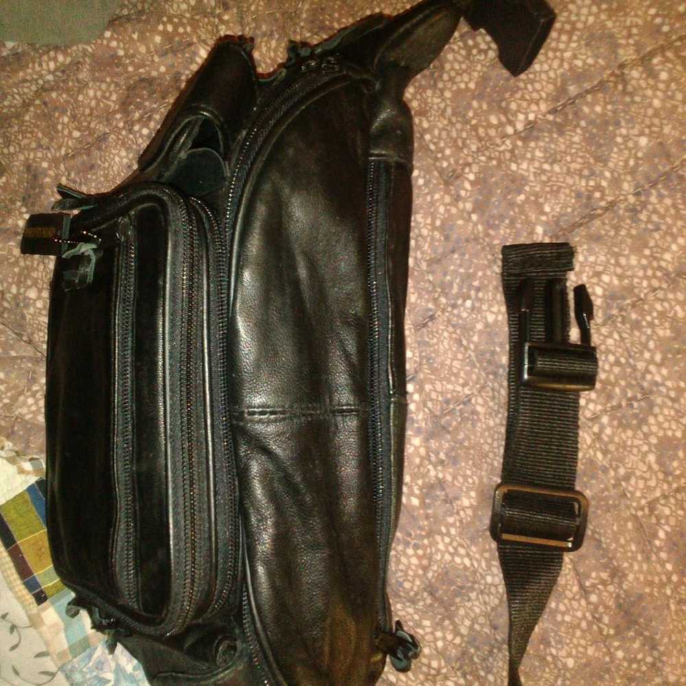 Vintage Leather Fanny Pack - image 2