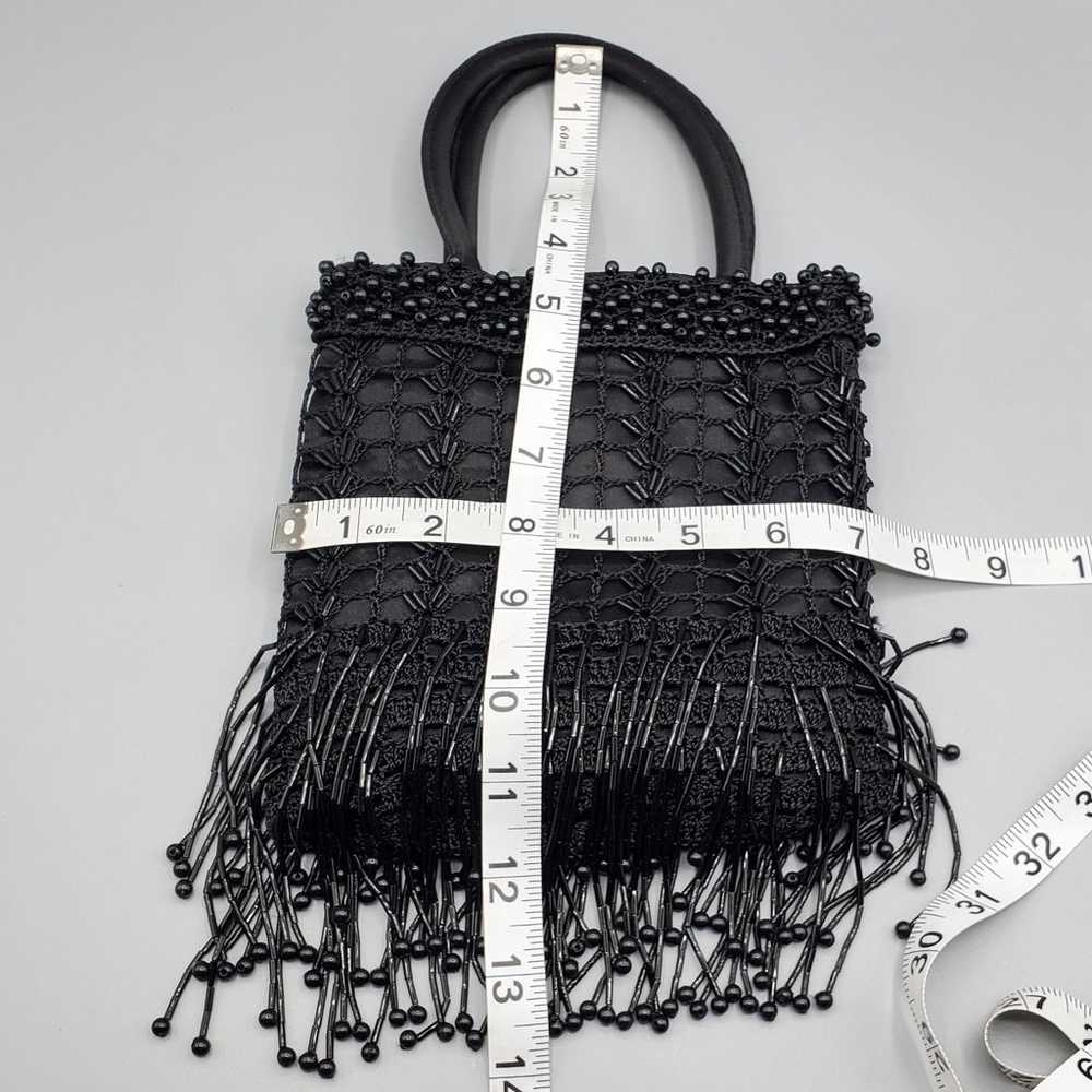 VINTAGE WOMEN'S BEADED CROCHETED HANDBAG - image 9