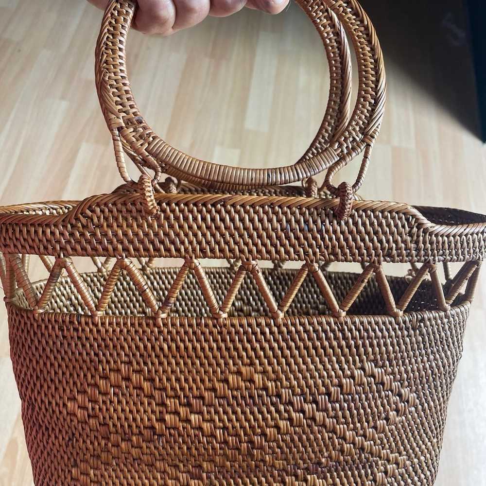 Vintage woven wicker hand purse - image 2