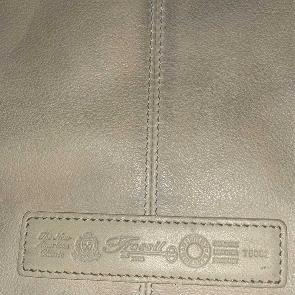 Vintage Fossil White Leather bag/purse - image 7