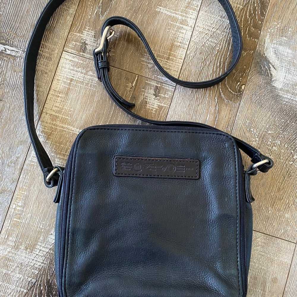 Fossil vintage leather Crossbody bag - image 2