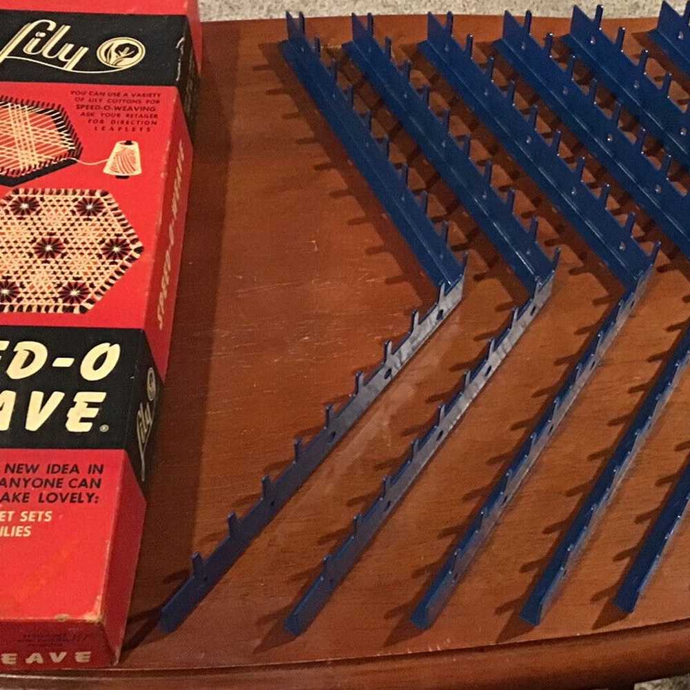 Vintage Lily Speed-O-Weave Adjustable Metal Loom … - image 6