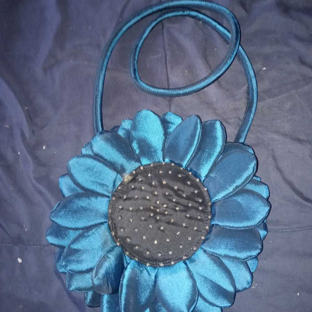 Vintage blue daisy MOD by design purse shoulder b… - image 1