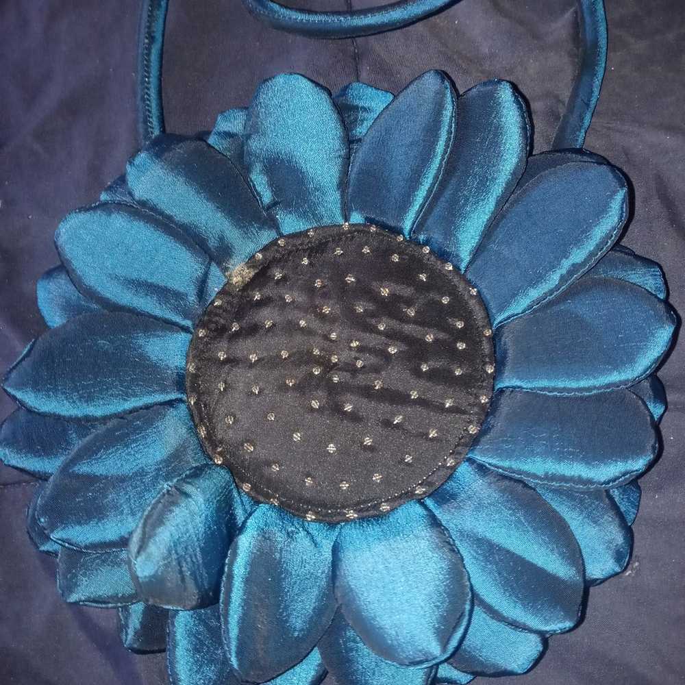 Vintage blue daisy MOD by design purse shoulder b… - image 2