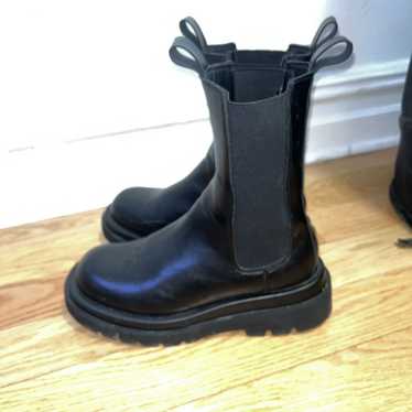 Bottega Veneta Bottega Veneta lug boots - image 1