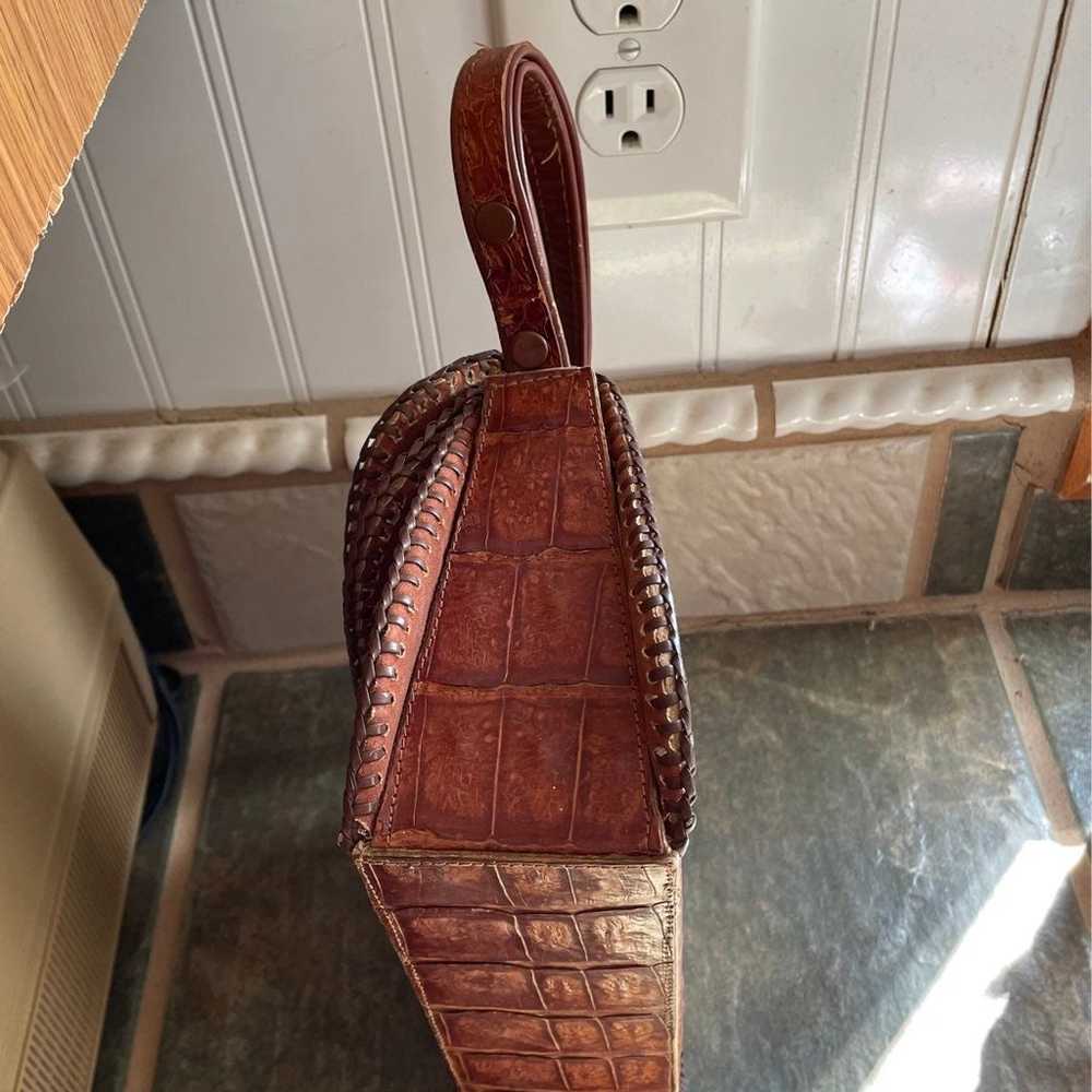 Vintage Genuine Alligator purse. 1950's or earlie… - image 4