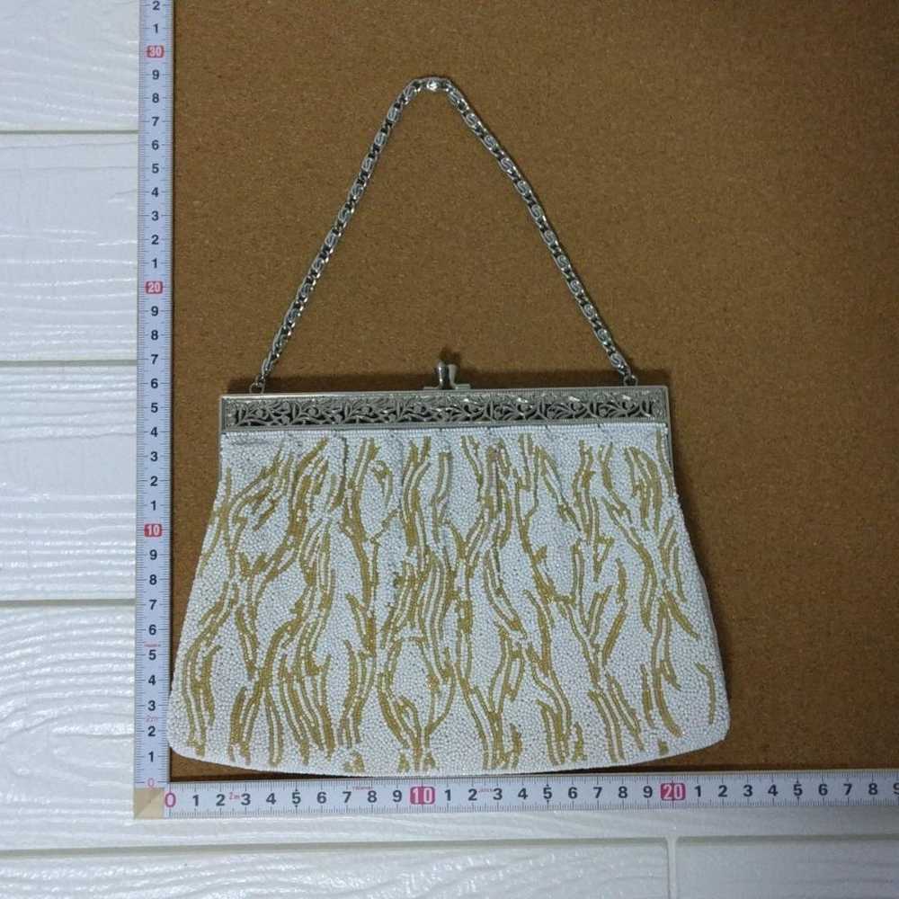 Vintage style white clutch bag. - image 9