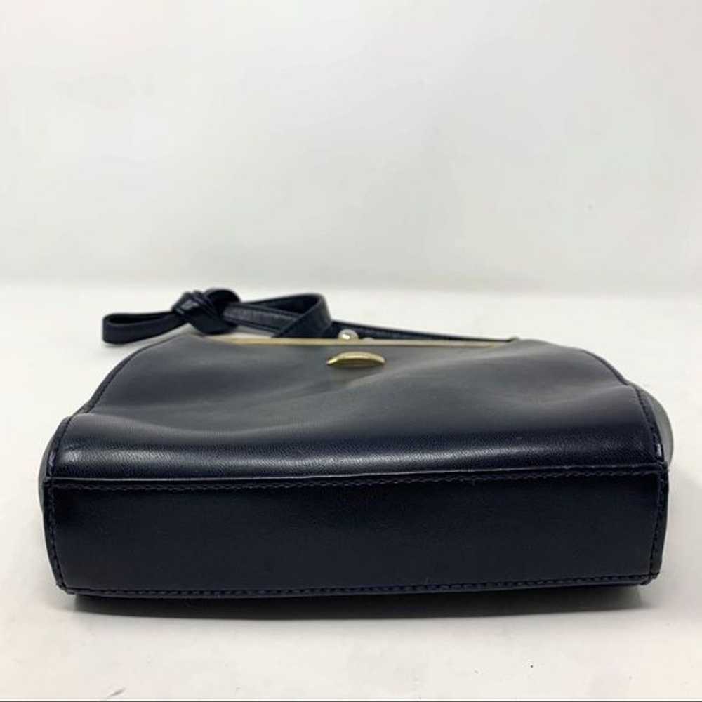 VINTAGE Liz Claiborne Black Faux Leather Clasp To… - image 5