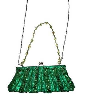 Vintage Beautiful green sequin and beaded silky e… - image 1