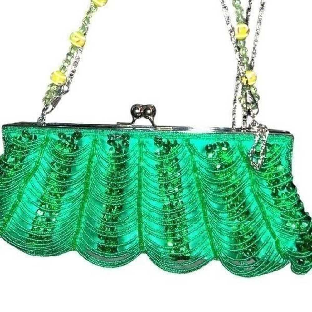 Vintage Beautiful green sequin and beaded silky e… - image 8