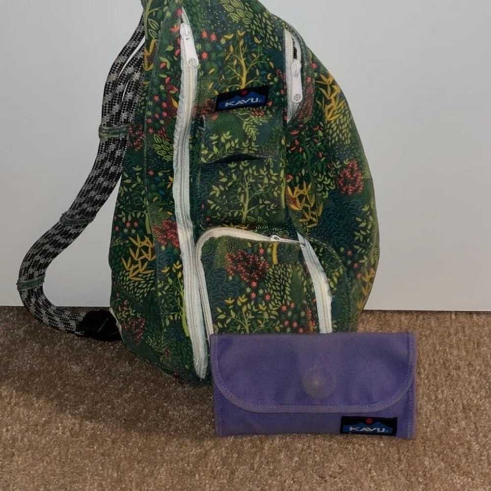 KAVU Off The Shoulder Rope Bag Purse Backpack Flo… - image 1