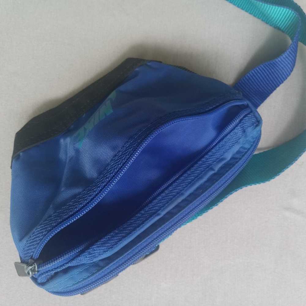 Vintage Nike Blue/Teal waist bag - image 4