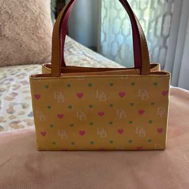 Cute Dooney and Bourke Purse