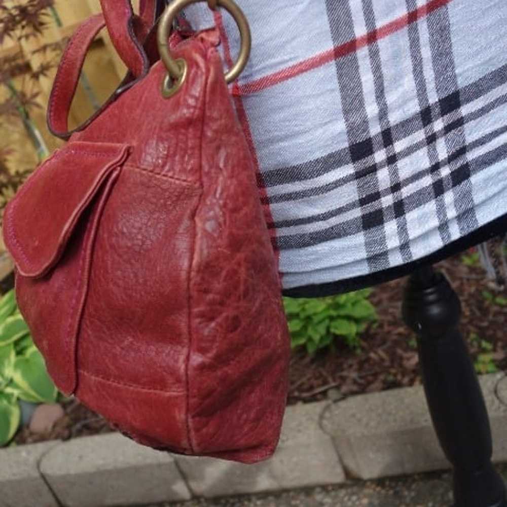 Holiday red! FOSSIL crossbody Vintage Red distres… - image 3