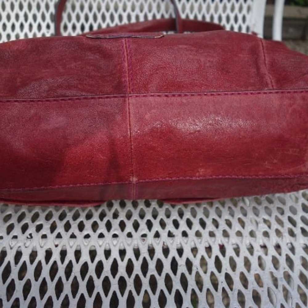 Holiday red! FOSSIL crossbody Vintage Red distres… - image 7