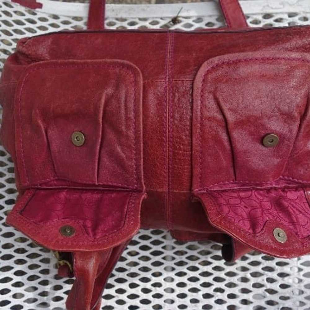 Holiday red! FOSSIL crossbody Vintage Red distres… - image 8