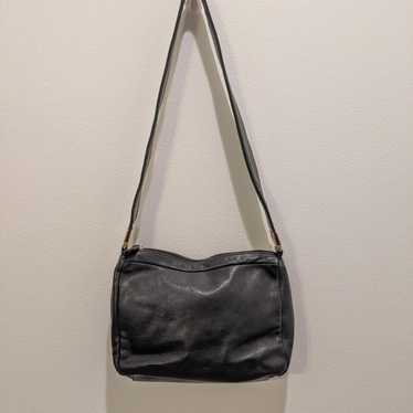 Vintage leather Jacqueline Ferrar purse