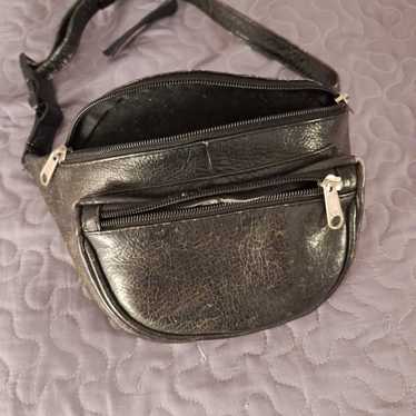 Vintage black  leather fanny pak - image 1