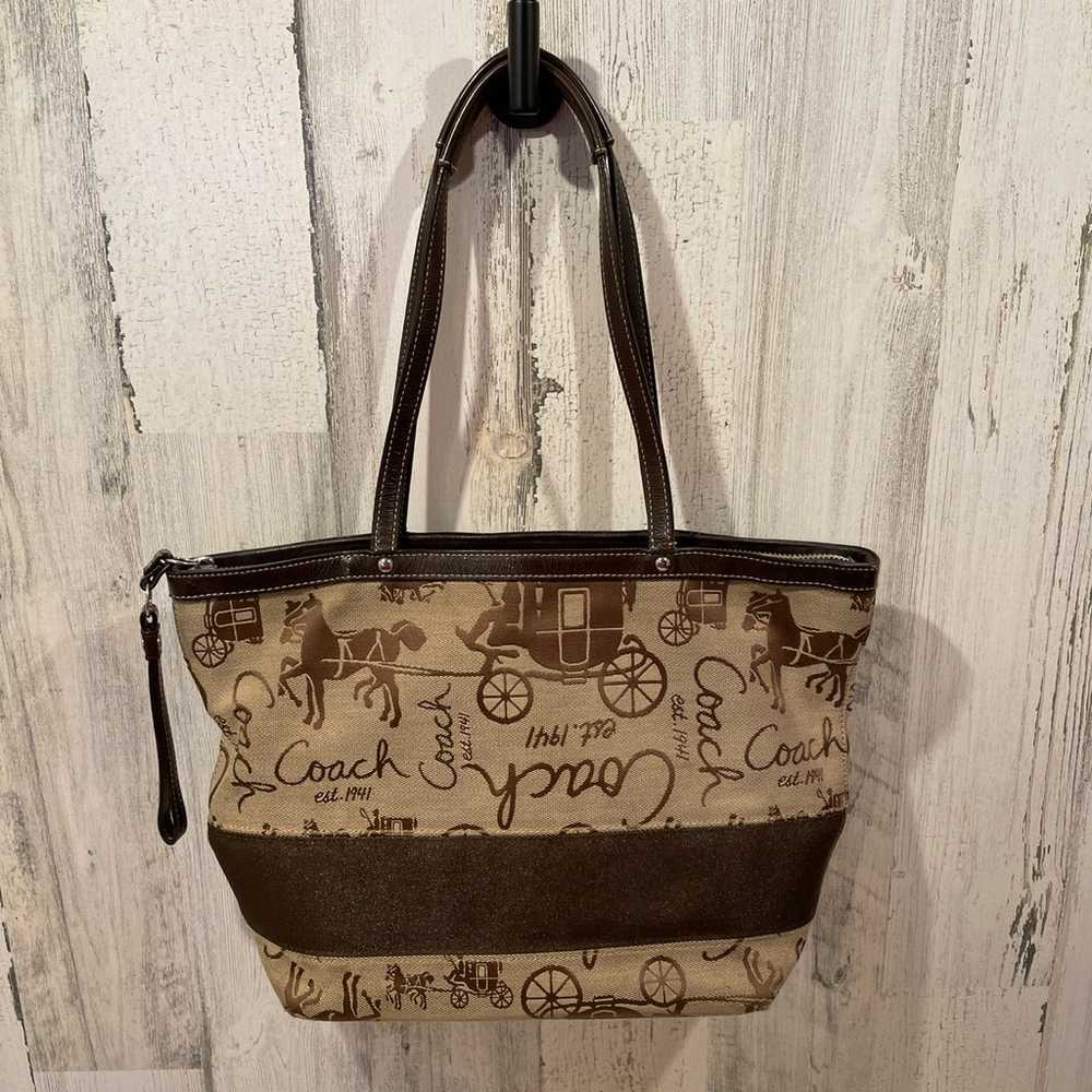 Vintage Coach Handbag - image 4