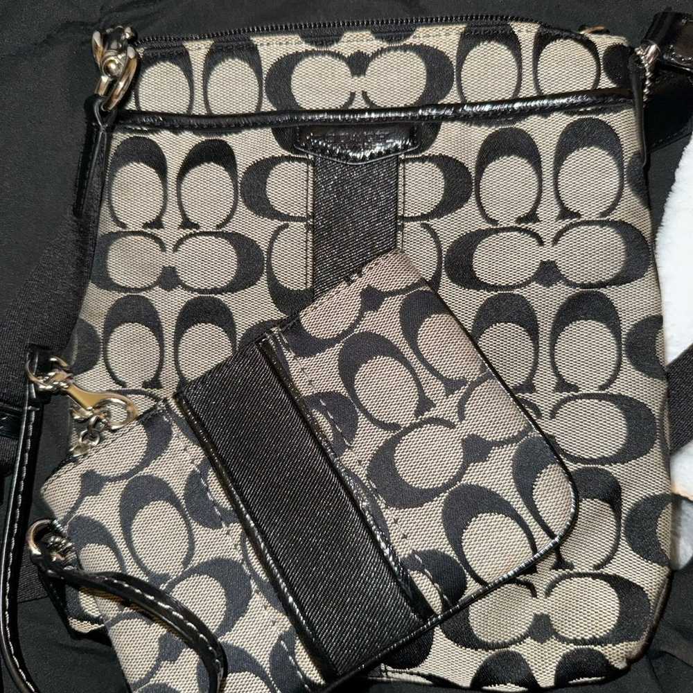 Coach file bag and wallet - image 4