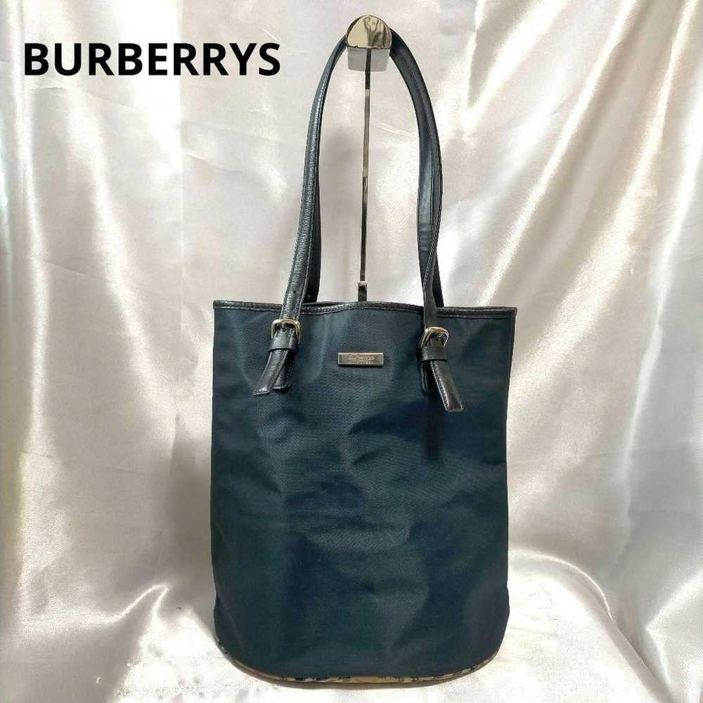 Burberry tote bag bucket shape in Nova check patt… - image 1