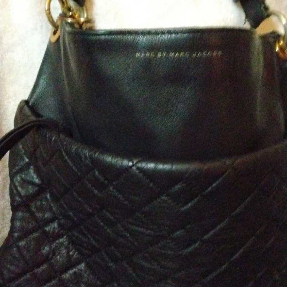 MARC BY MARC JACOBS zipper closure hobo - image 2