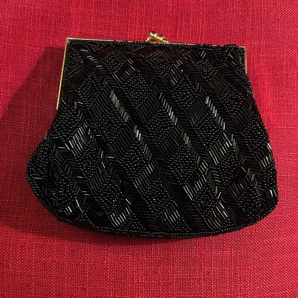 La Regale Vintage Kisslock Purse - image 2