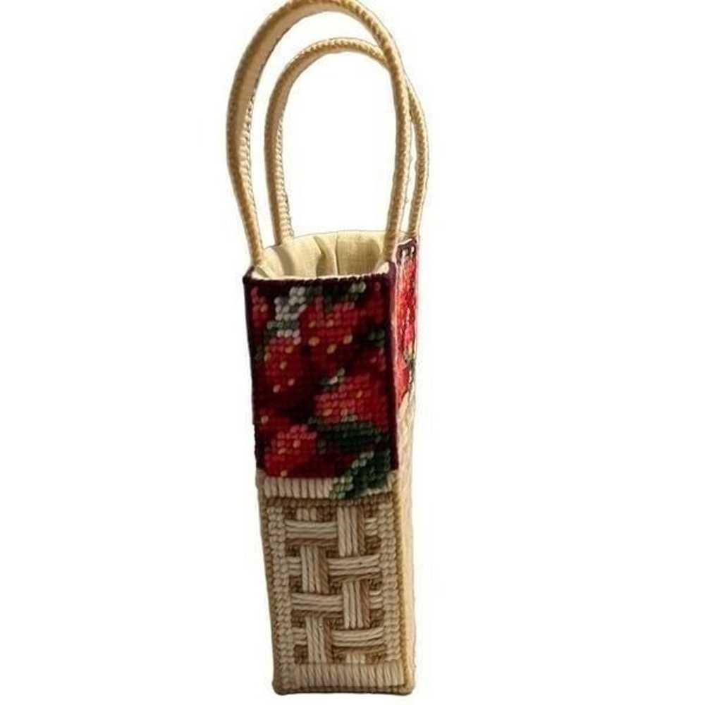 Needlepoint Strawberries Woven Metal Feet Handmad… - image 5