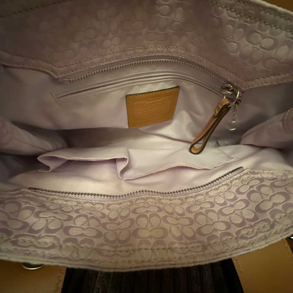 Vintage light purple coach bag - image 4