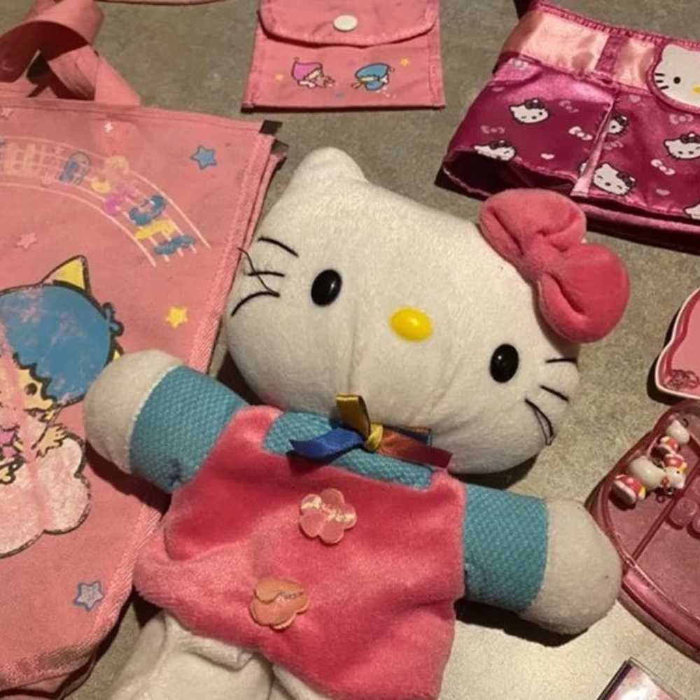 Hello Kitty Sanrio Vintage Bundle - image 1