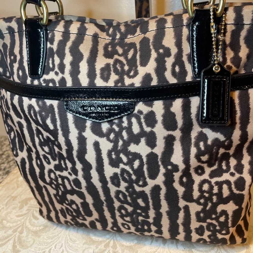 Pre-Loved COACH OCELOT LEOPARD ANIMAL PRINT TOTE … - image 4