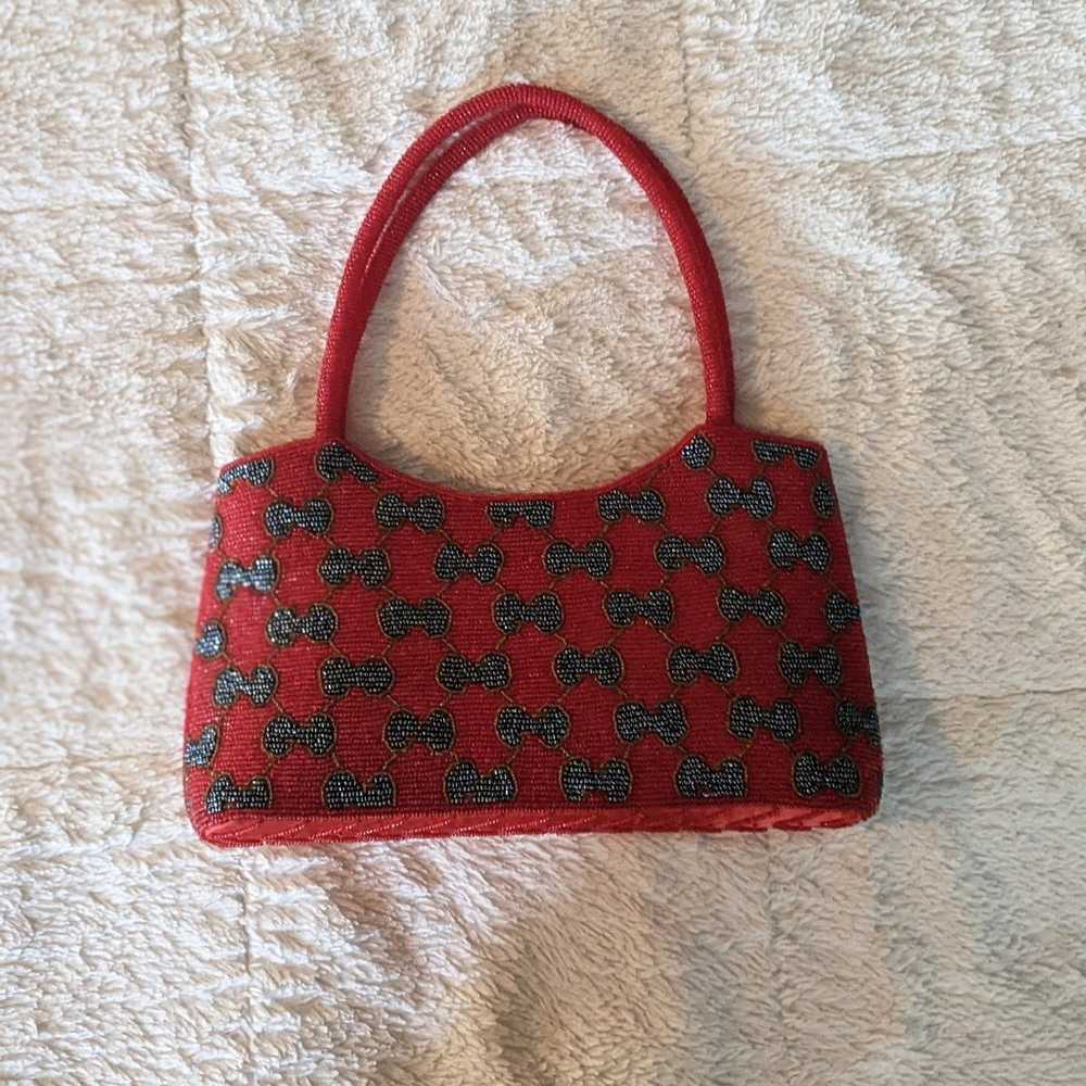 Vintage beaded purse with beautiful bow print - image 1