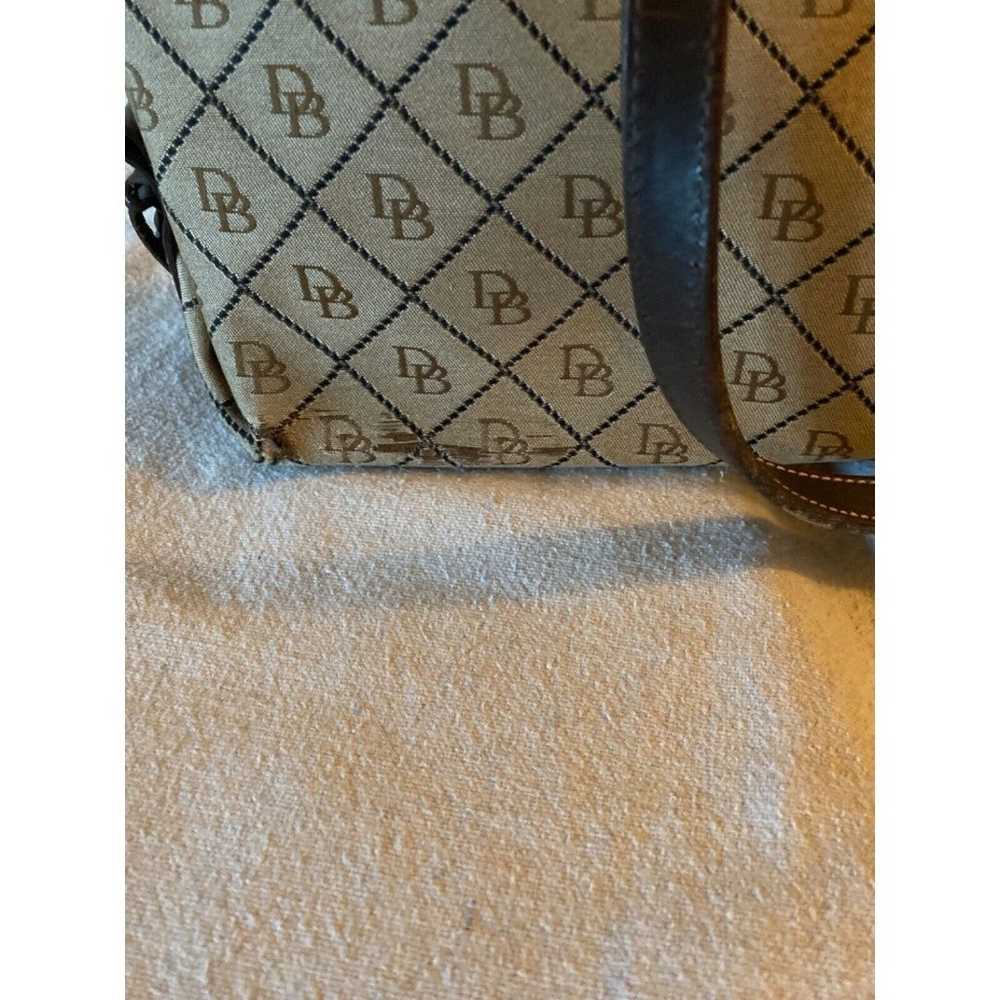 Vintage Dooney and Bourke canvas and leather sign… - image 6