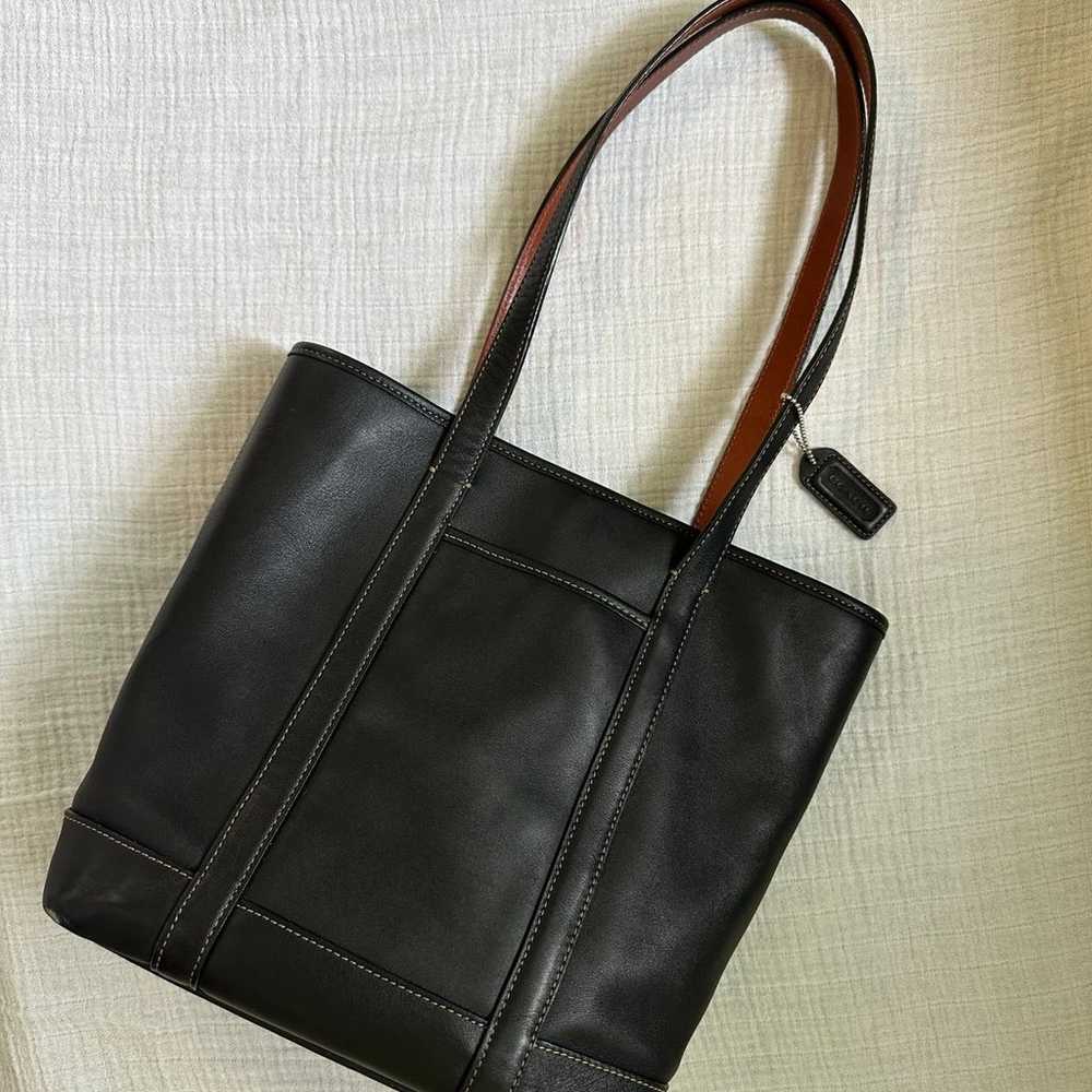 Vintage Coach Hampton Leather Tote Bag 5187 - image 1