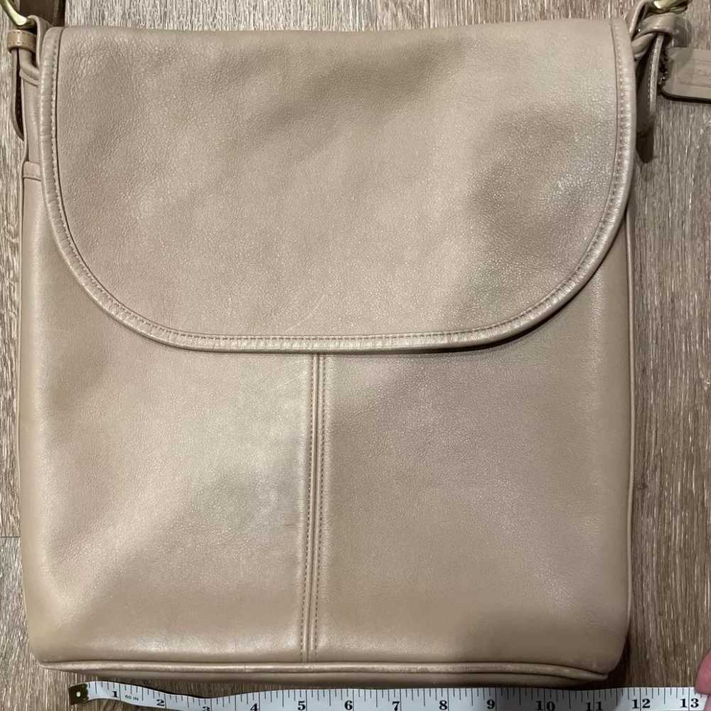 Coach vintage beige leather crossbody purse satch… - image 3