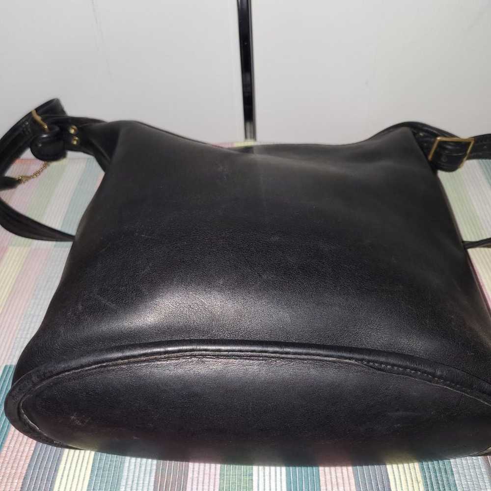 Coach VINTAGE Black Leather Crossbody Ba - image 6