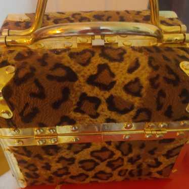 Comeco leopard hard buy case