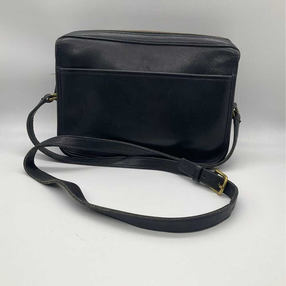 COACH VINTAGE LEATHER CROSSBODY BAG - image 1